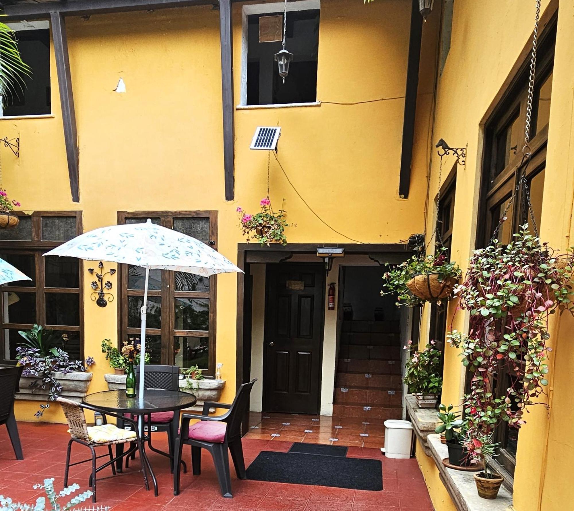 Hotel Casa Del Cerro Антигуа-Гватемала Экстерьер фото